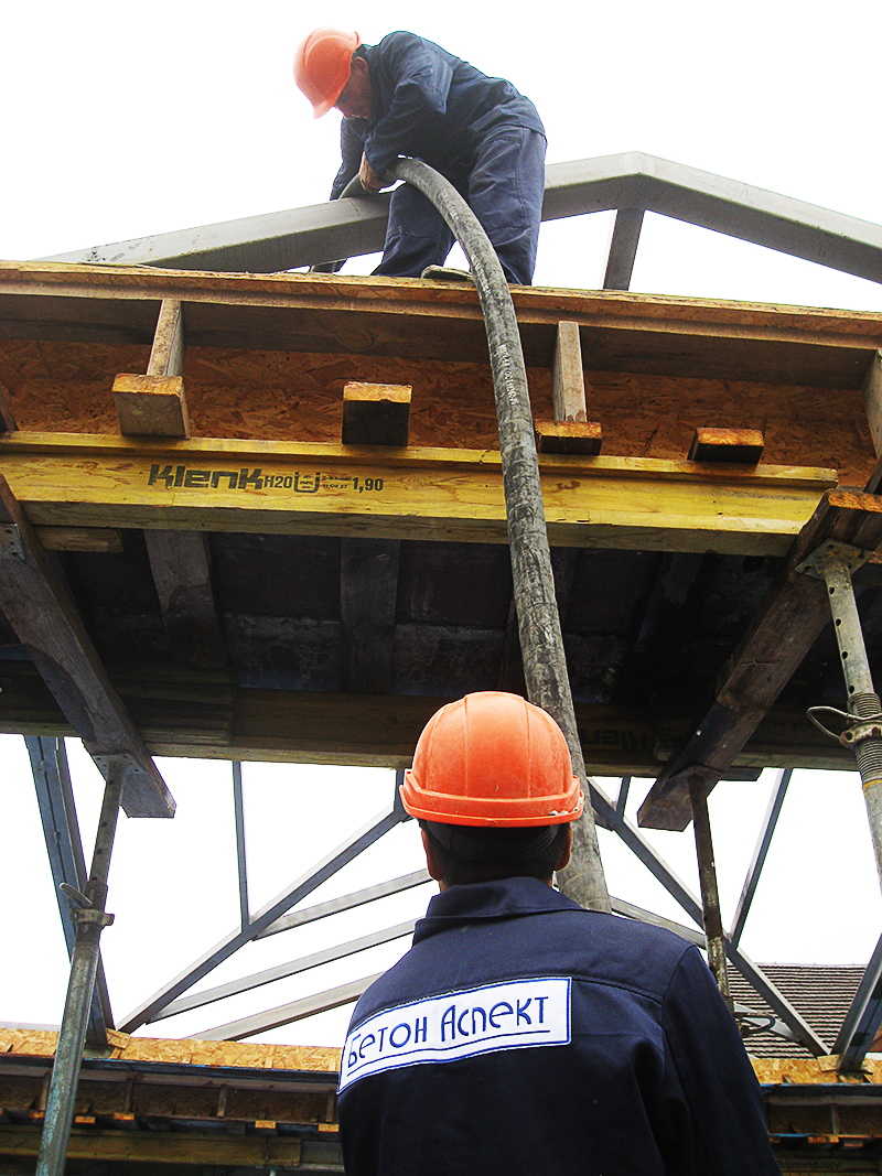 заполнение пустот пенобетоном